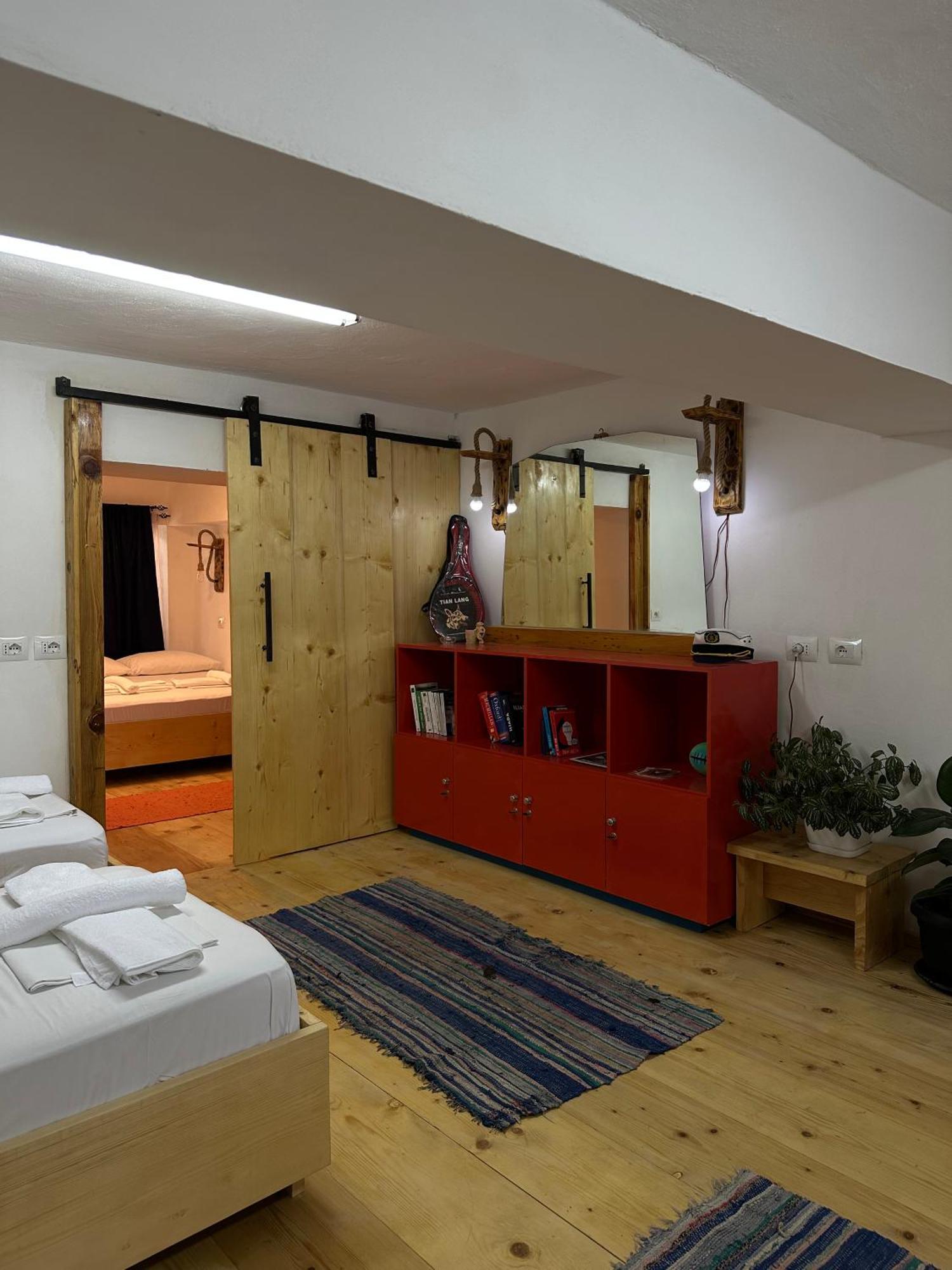 My Wooden Apartments Tirana Kültér fotó